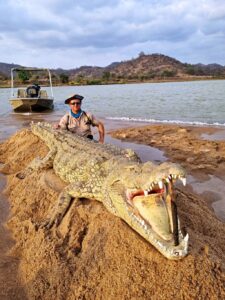 Crocodile hunting in Mozambique